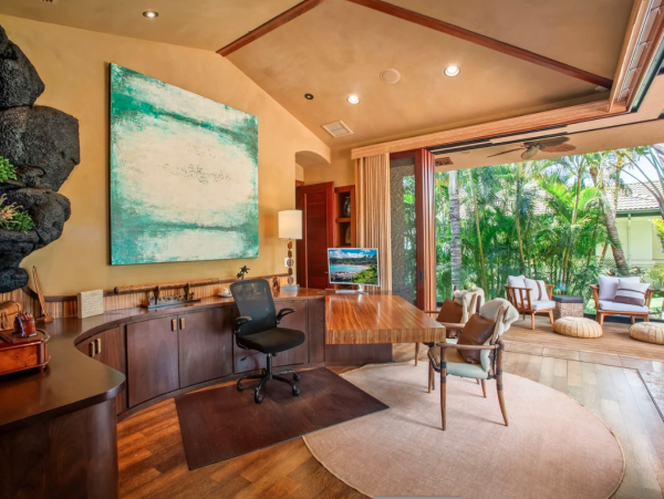 Luxury Estate Vacation Home - Golf Course Estate Near Beach